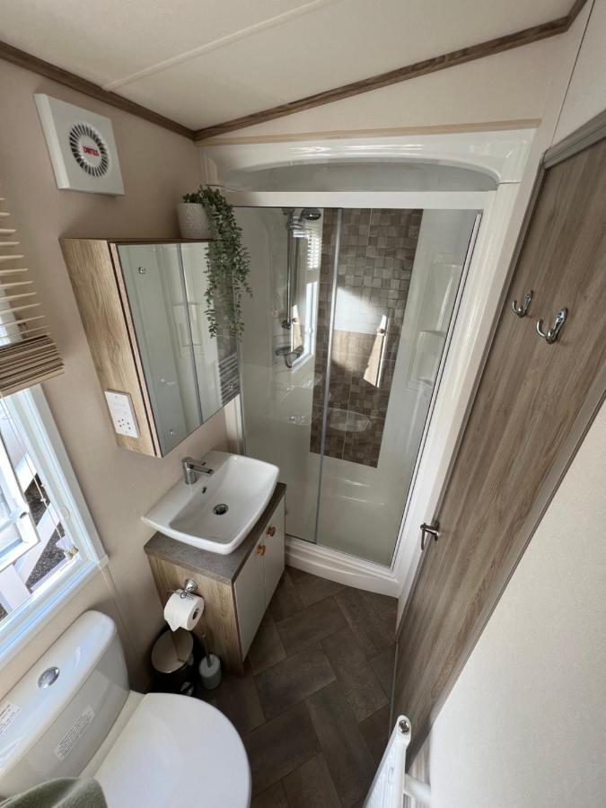 Anchors Rest - Family Caravan - Haven Lytchett Minster Exterior foto